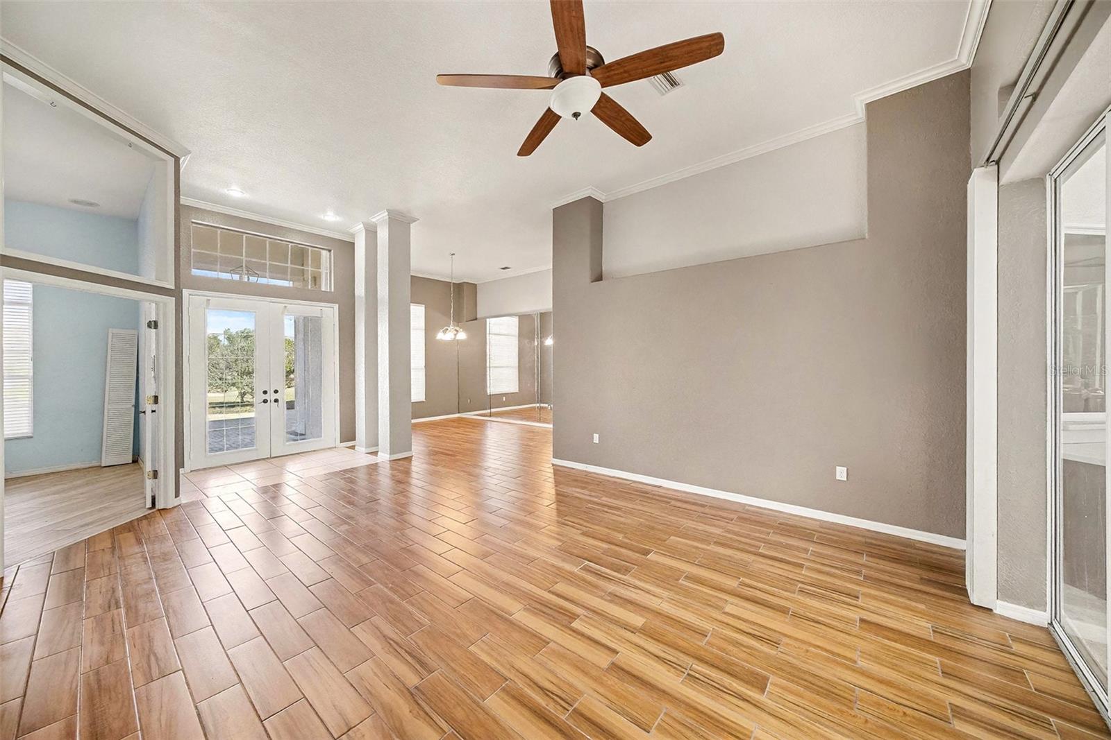 Image 7 of 37 For 8402 Maybelle Drive