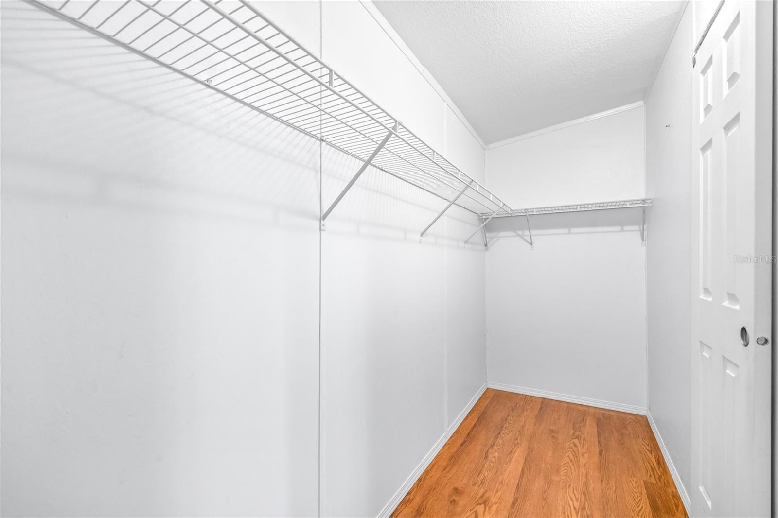 Image 18 of 31 For 5453 Williamsburg Lane