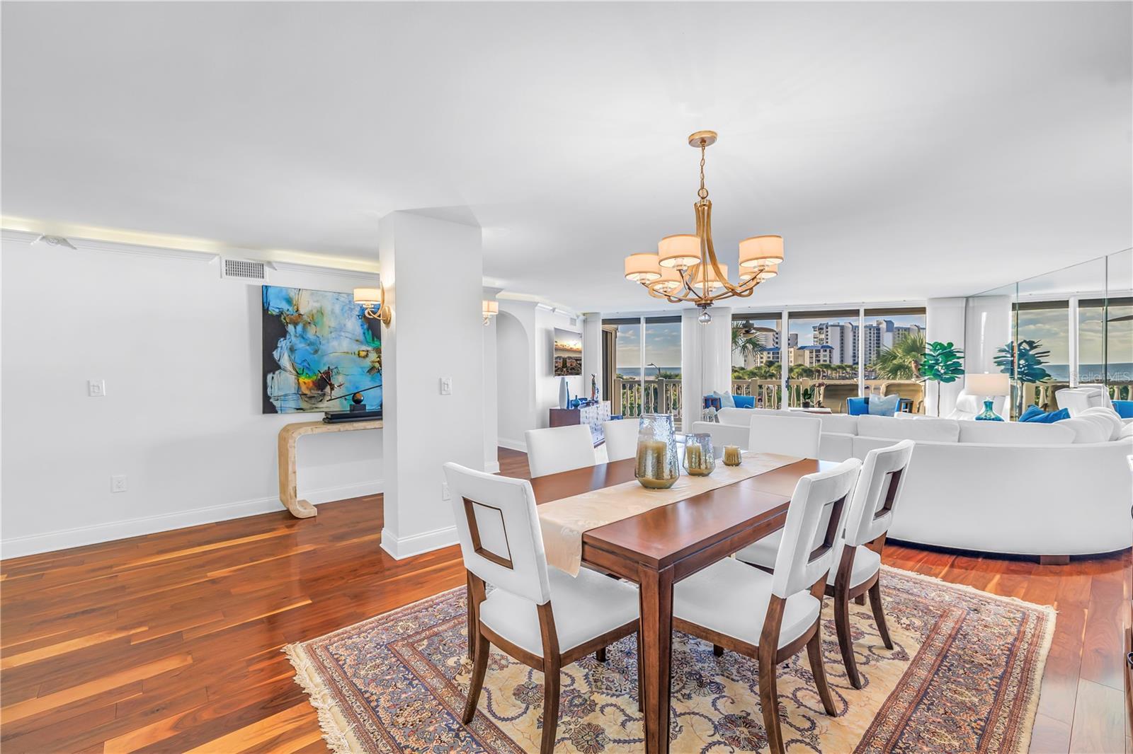 Image 13 of 57 For 6650 Sunset Way  207