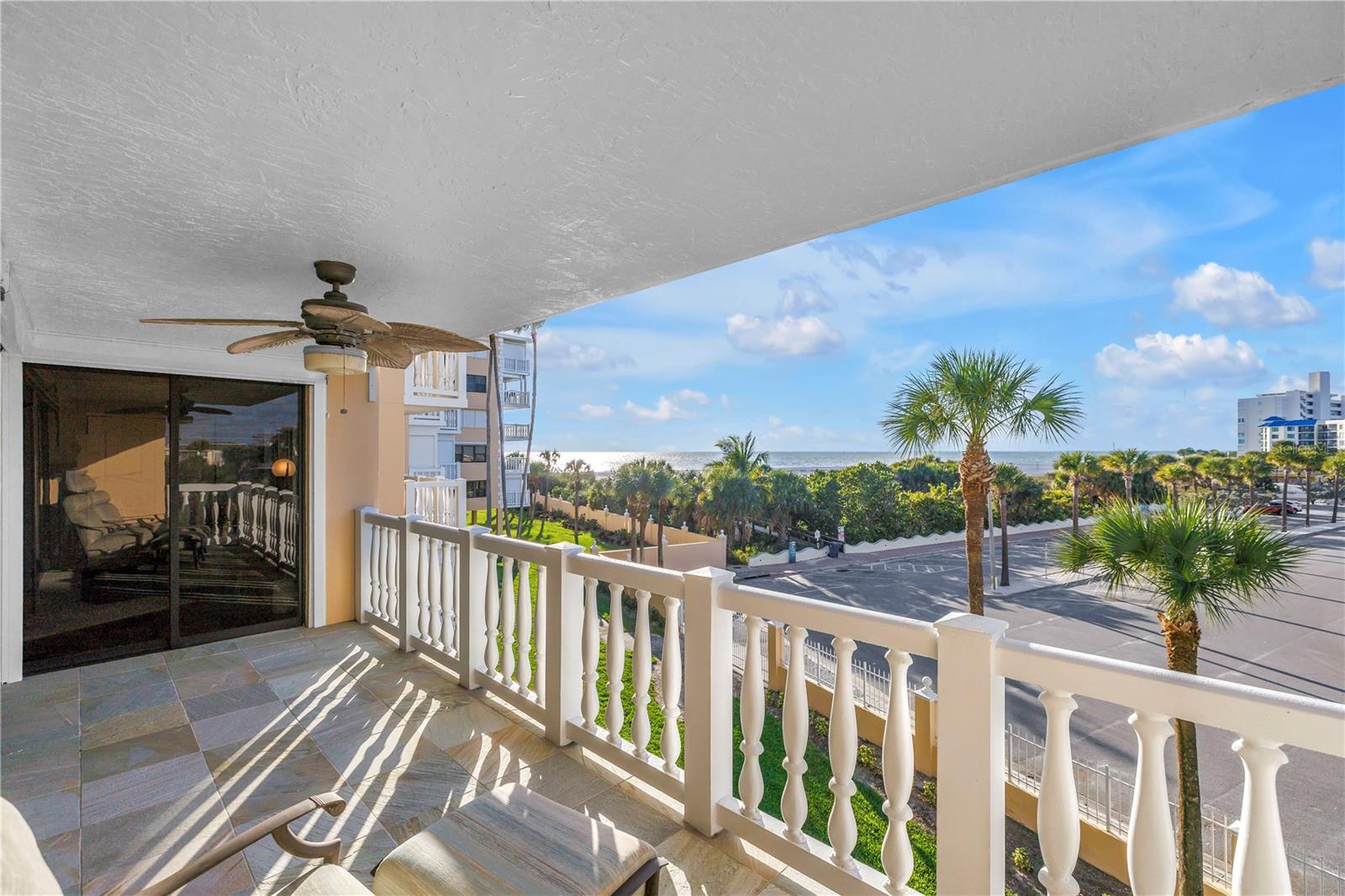 Image 19 of 57 For 6650 Sunset Way  207