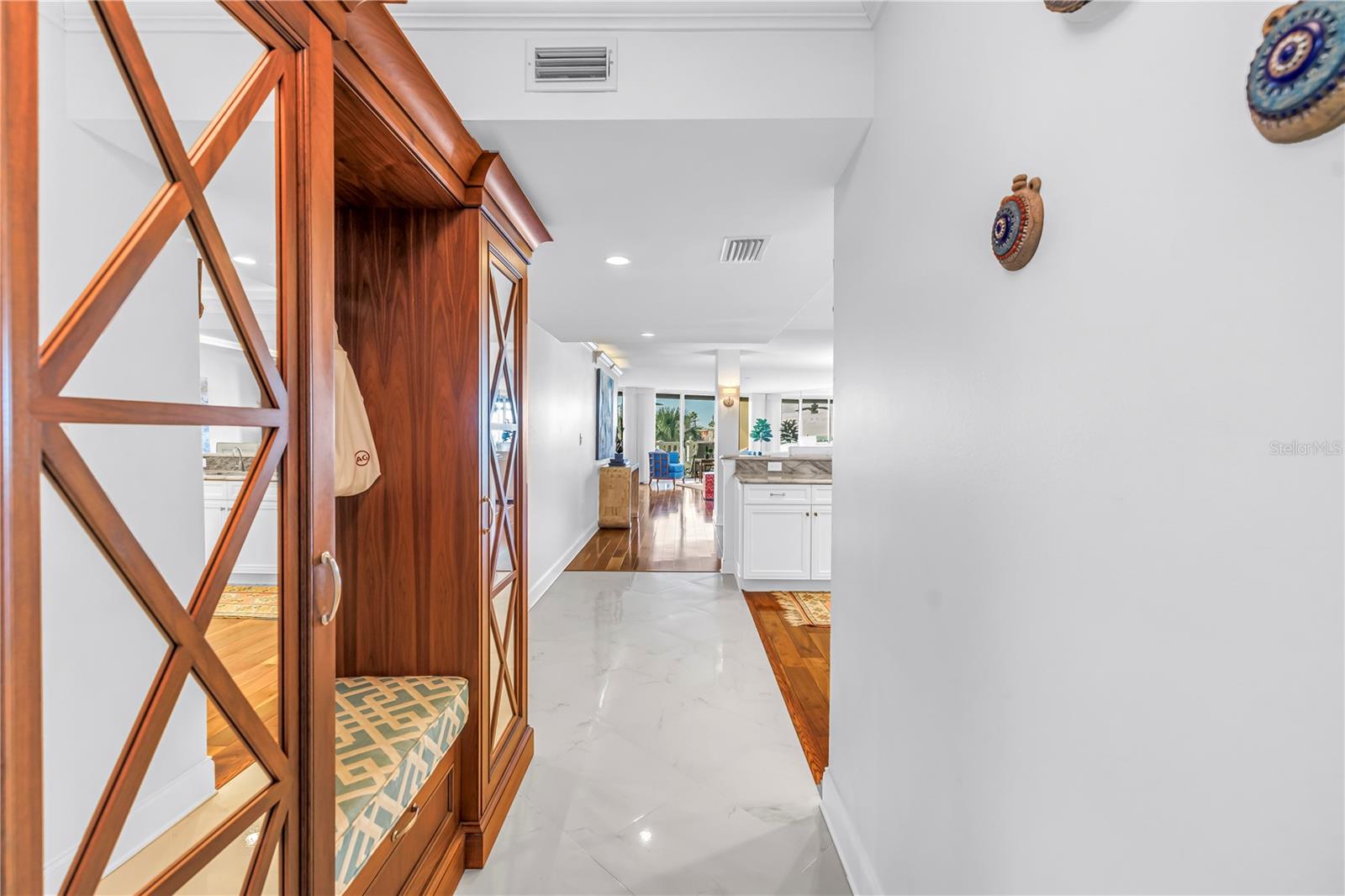 Image 3 of 57 For 6650 Sunset Way  207