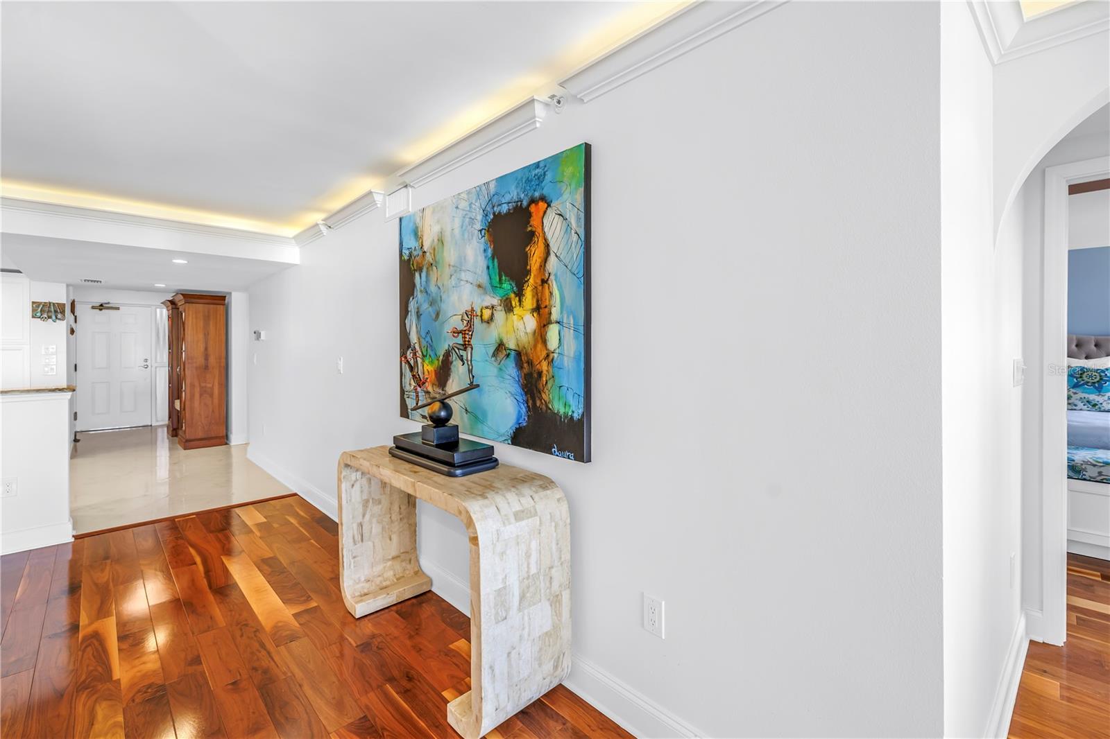 Image 36 of 57 For 6650 Sunset Way  207