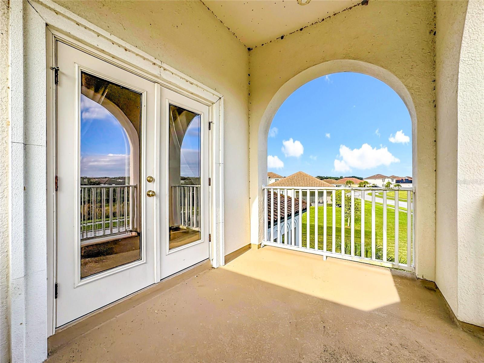 Image 5 of 79 For 3950 Carrick Bend Drive