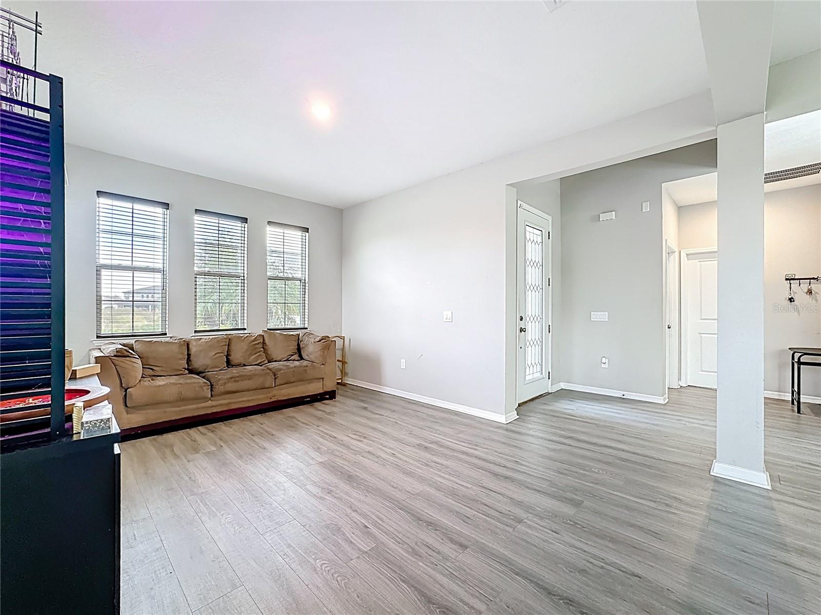 Image 8 of 79 For 3950 Carrick Bend Drive