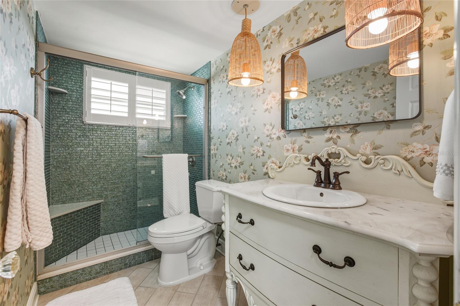 Image 23 of 42 For 4420 Exeter Drive 303