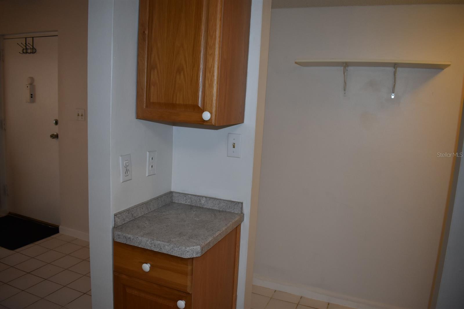 Image 14 of 58 For 7701 Starkey Road 313