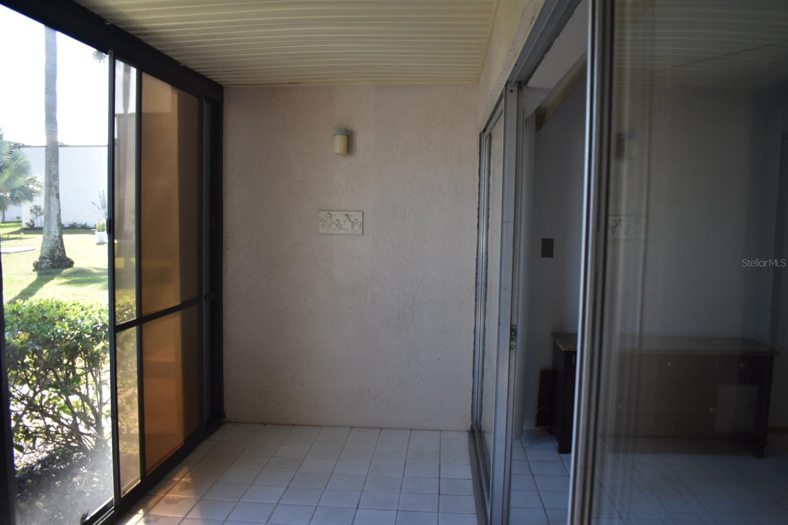 Image 16 of 58 For 7701 Starkey Road 313