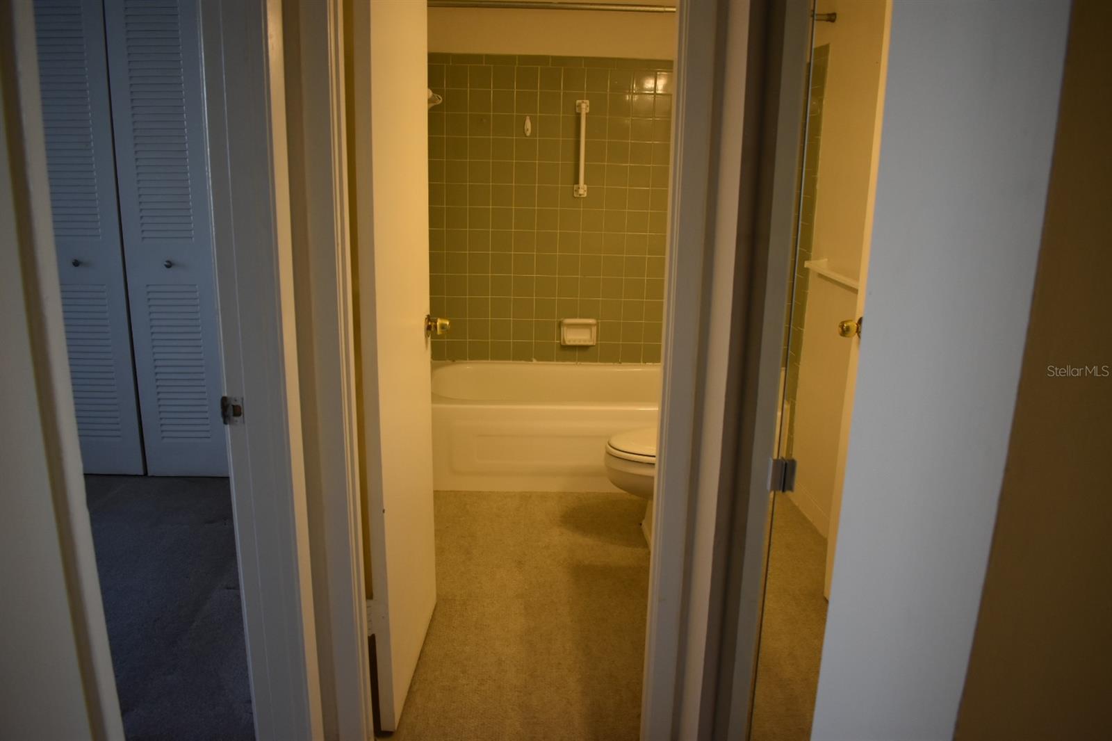 Image 19 of 58 For 7701 Starkey Road 313