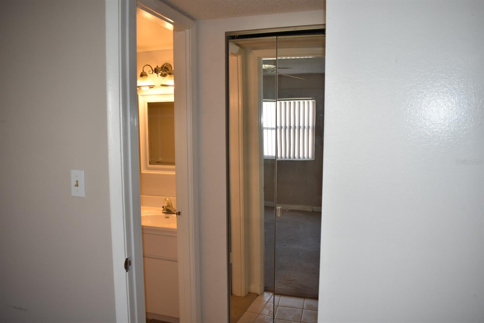 Image 24 of 58 For 7701 Starkey Road 313