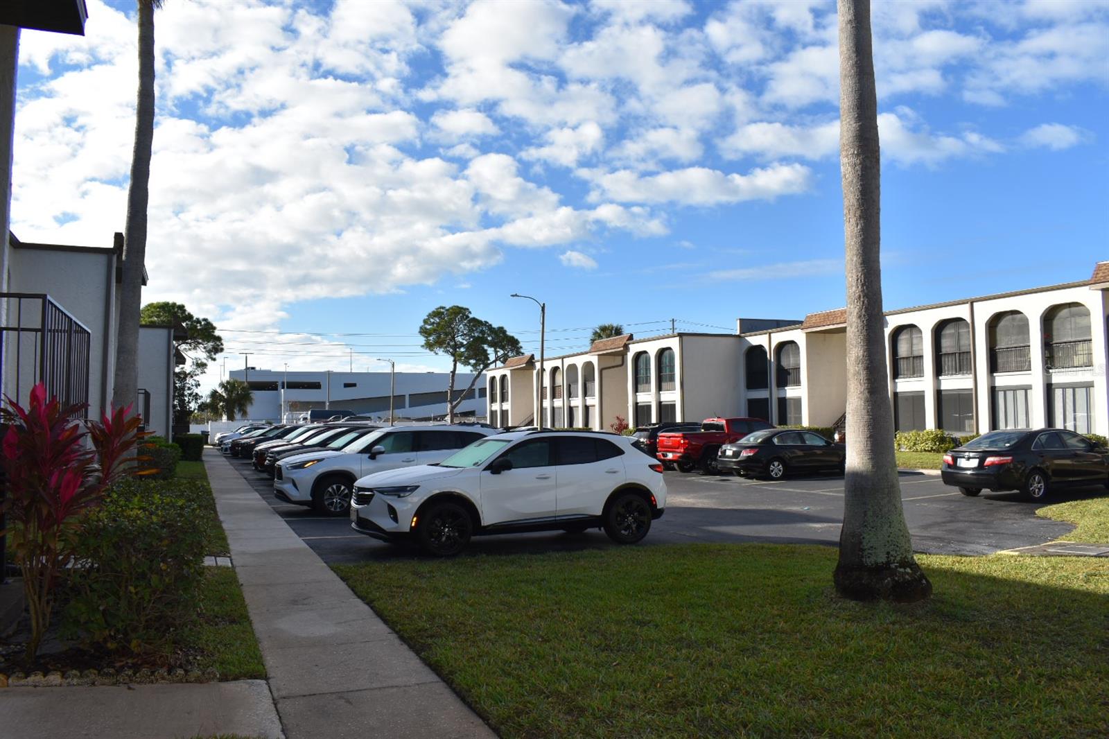 Image 40 of 58 For 7701 Starkey Road 313