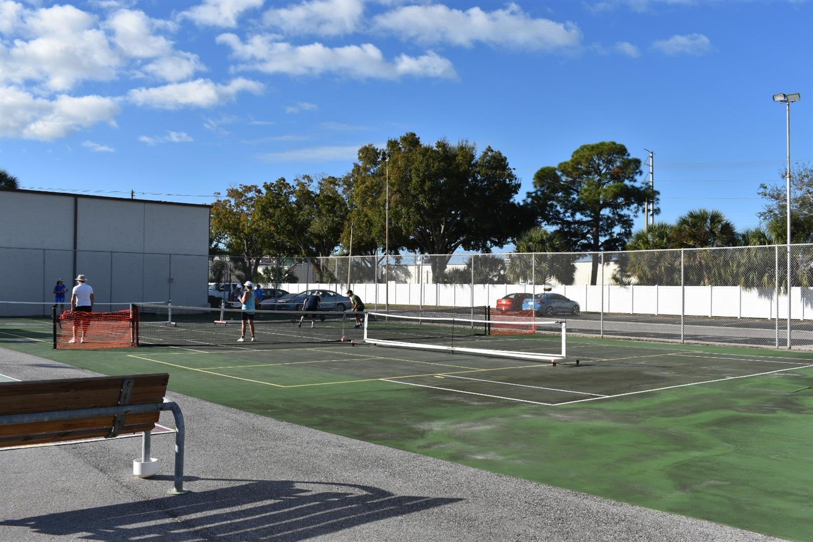 Image 43 of 58 For 7701 Starkey Road 313