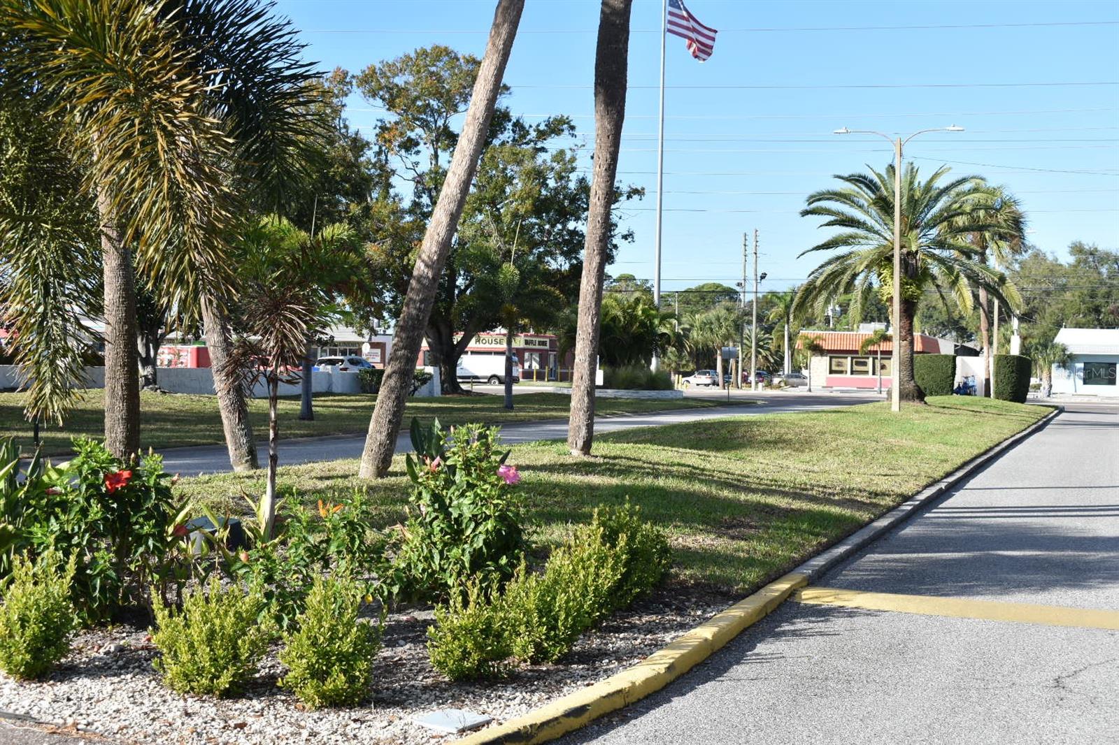 Image 45 of 58 For 7701 Starkey Road 313