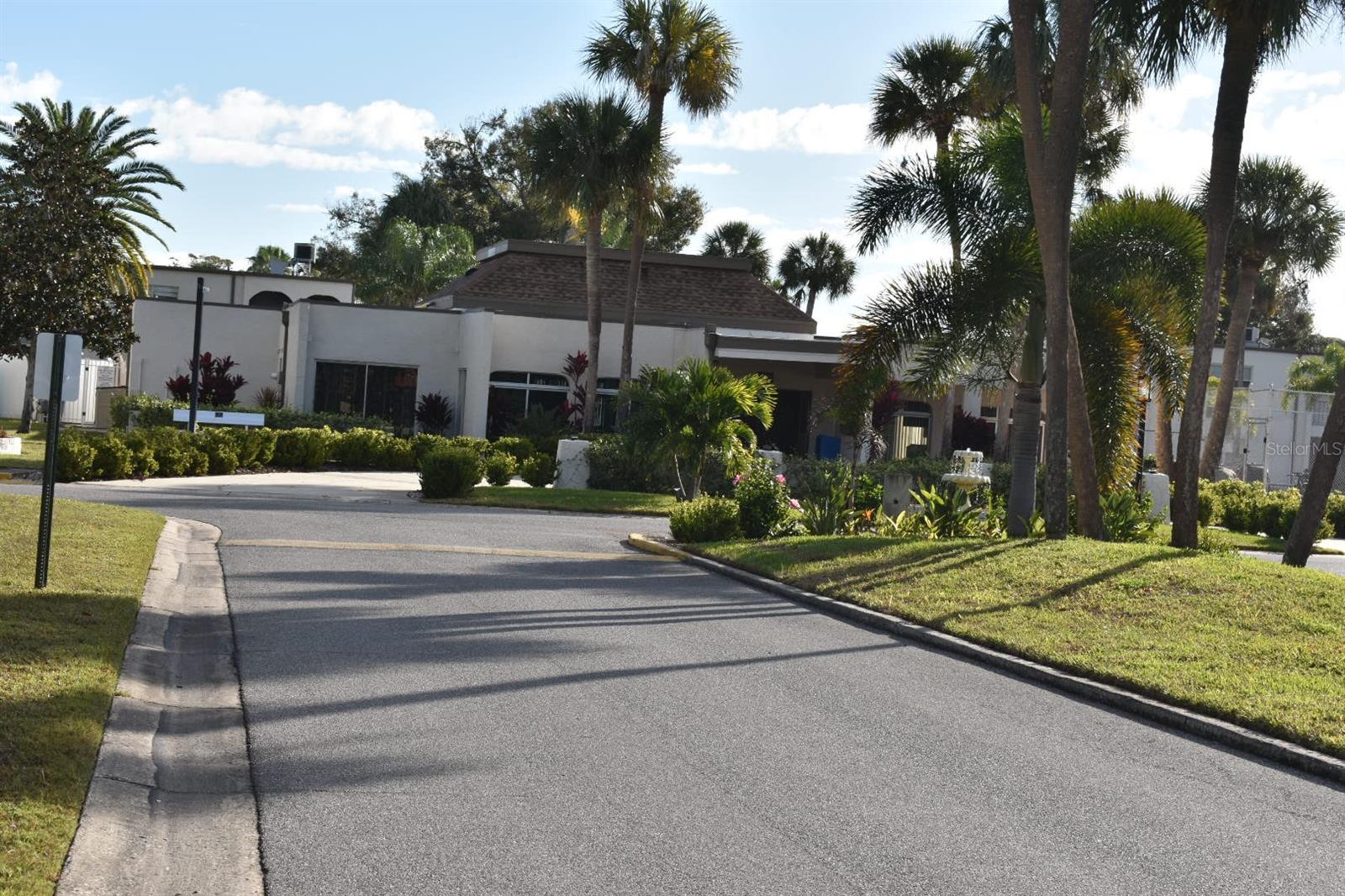 Image 46 of 58 For 7701 Starkey Road 313