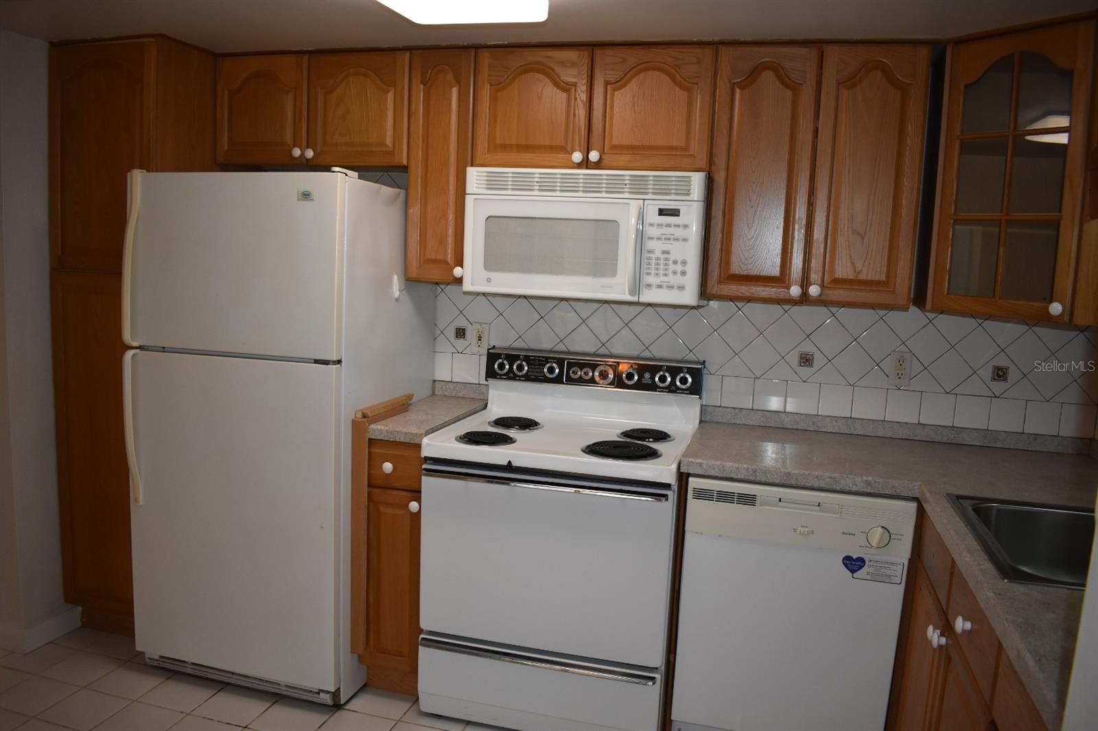 Image 6 of 58 For 7701 Starkey Road 313