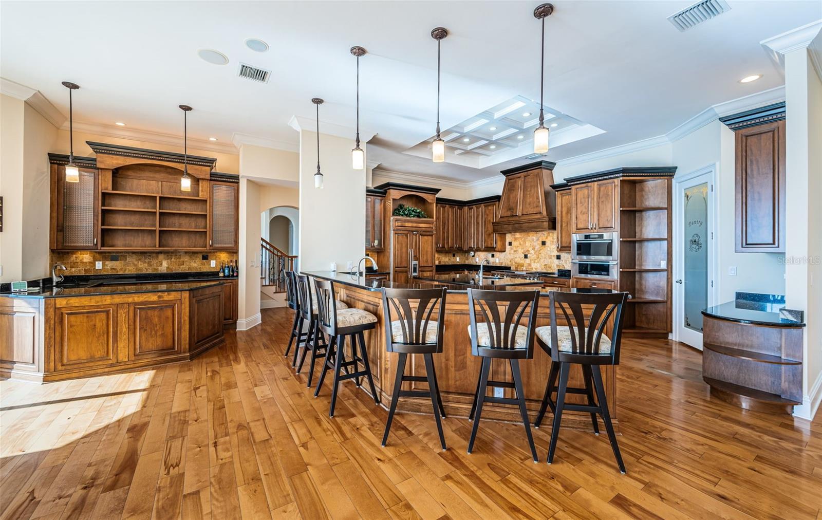 Image 15 of 76 For 7986 9th Avenue S