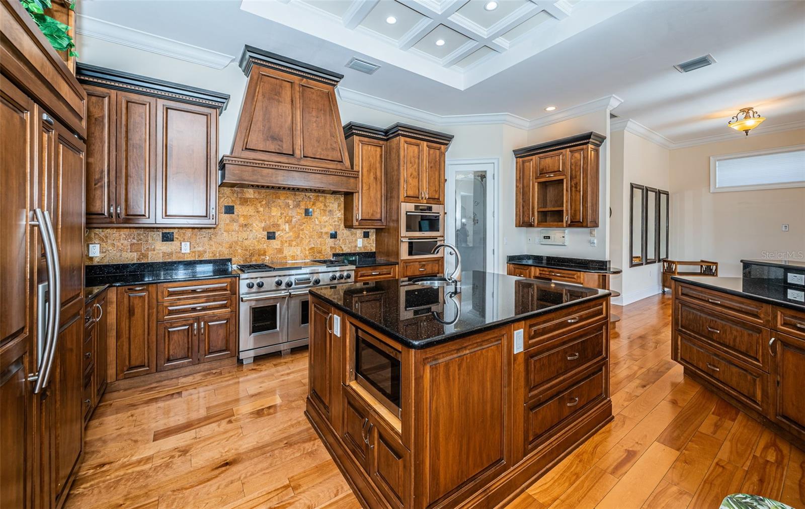 Image 20 of 76 For 7986 9th Avenue S