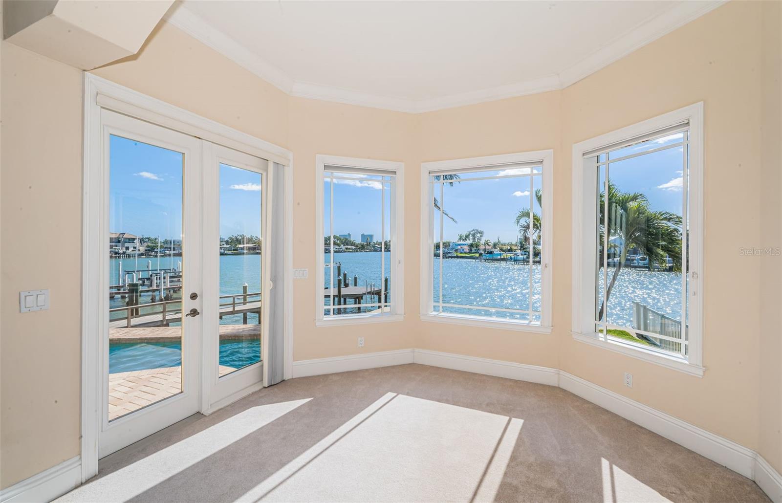 Image 30 of 76 For 7986 9th Avenue S