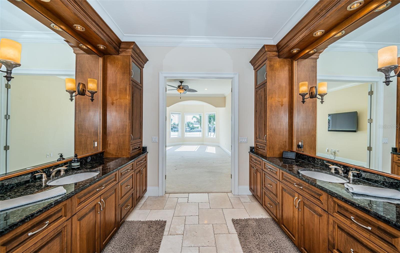 Image 36 of 76 For 7986 9th Avenue S