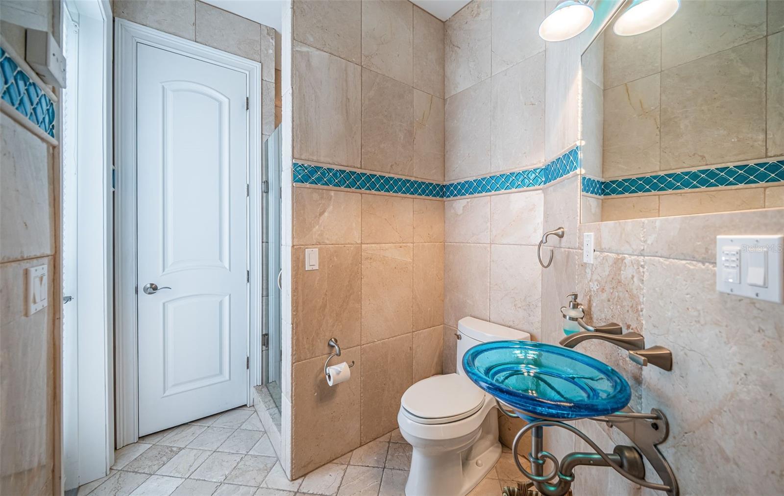 Image 40 of 76 For 7986 9th Avenue S