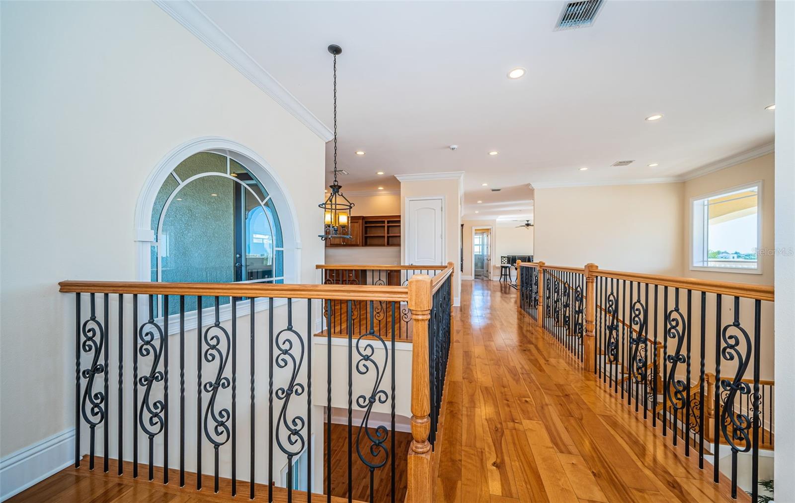 Image 43 of 76 For 7986 9th Avenue S