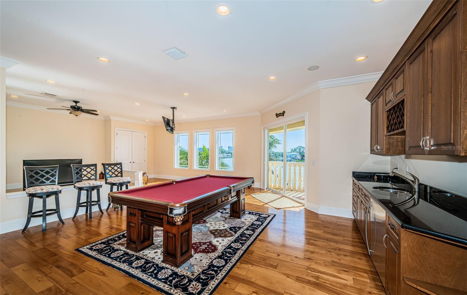 Image 48 of 76 For 7986 9th Avenue S