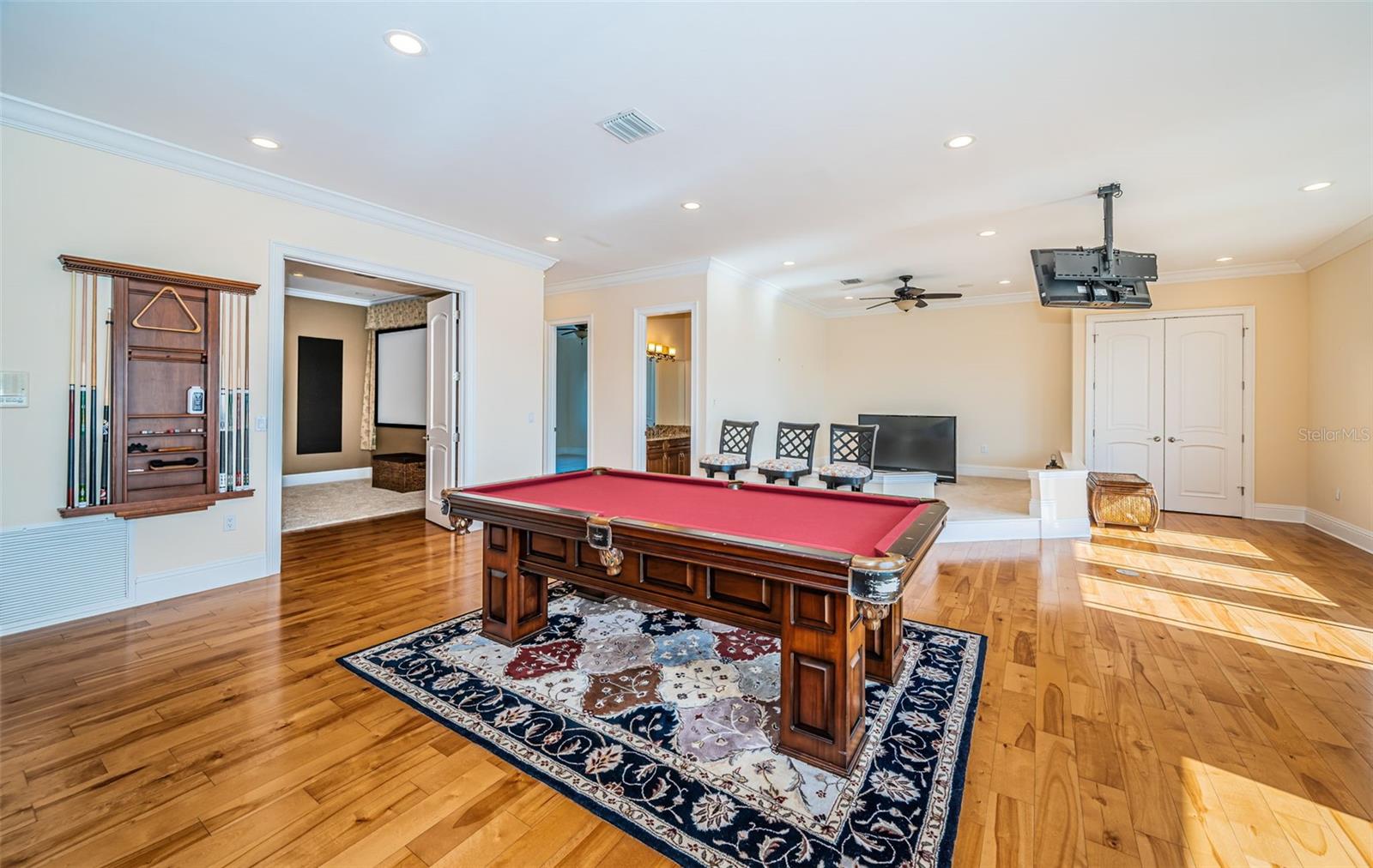 Image 49 of 76 For 7986 9th Avenue S