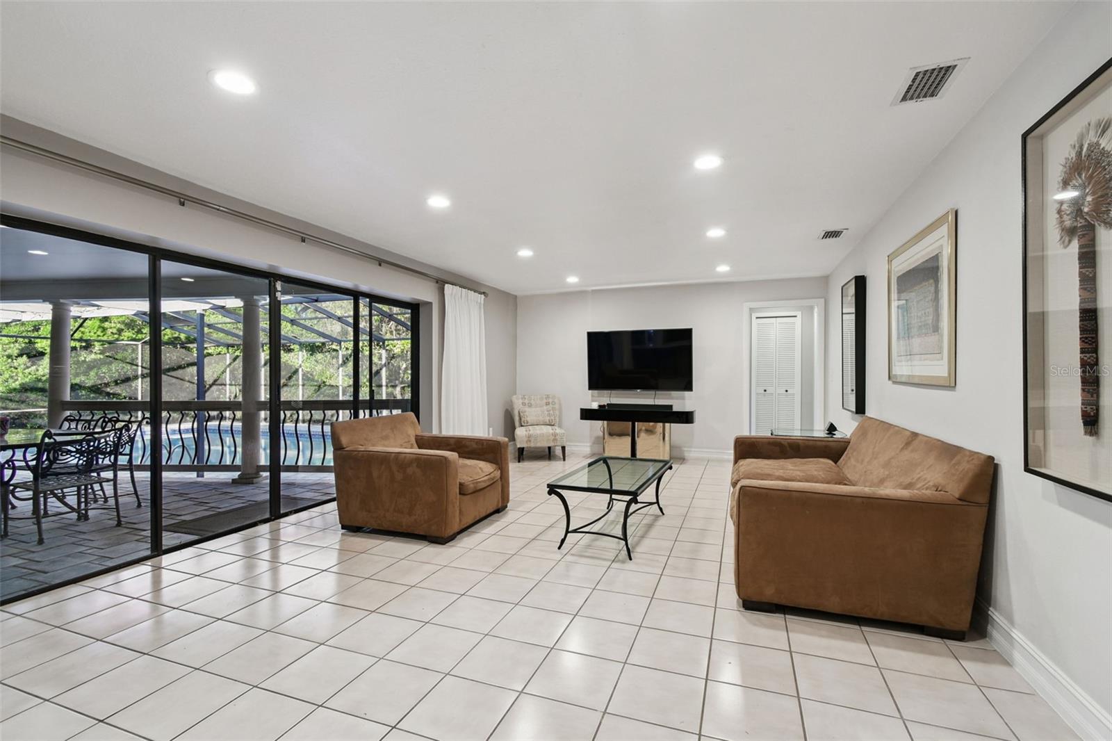 Image 23 of 55 For 2515 Rich Mar Lane