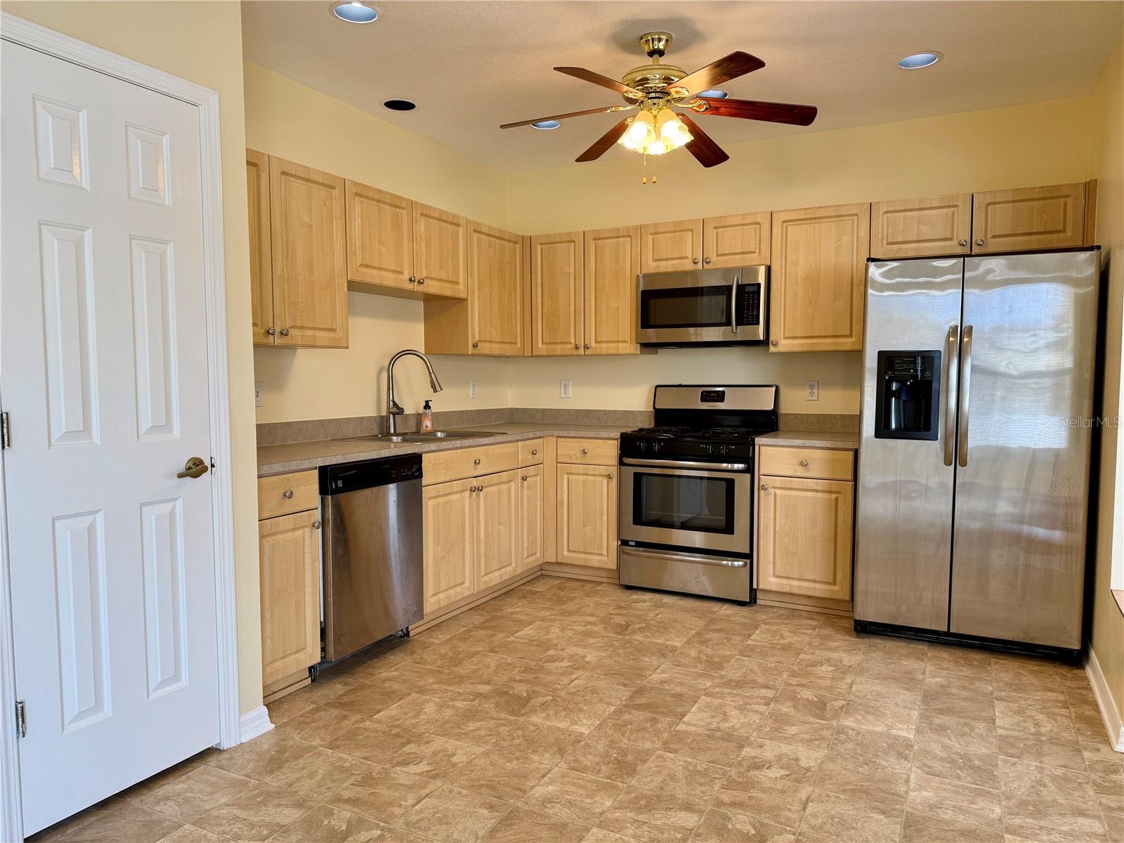 Image 9 of 30 For 2521 Maylin Drive