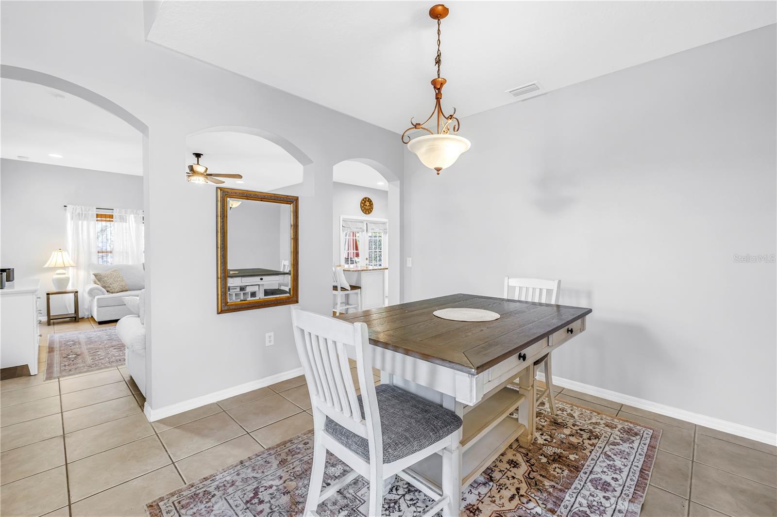 Image 11 of 74 For 22554 Cliffside Way