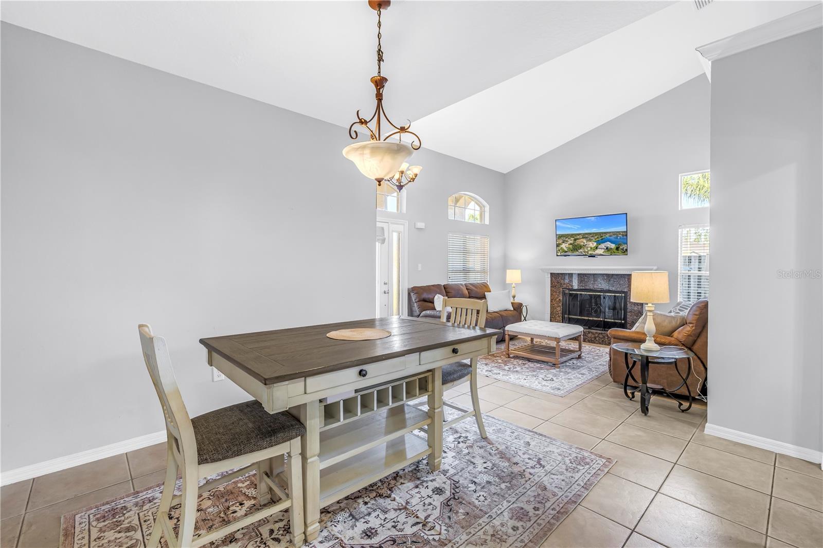 Image 12 of 74 For 22554 Cliffside Way