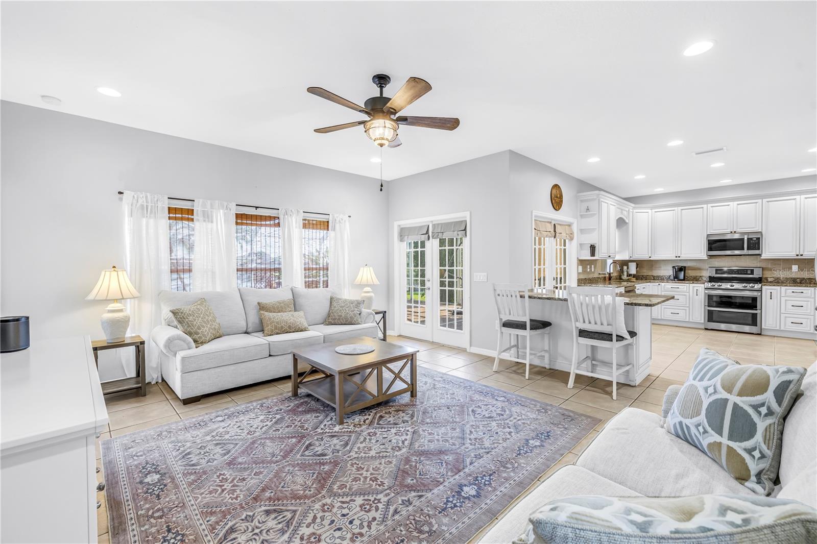 Image 16 of 74 For 22554 Cliffside Way