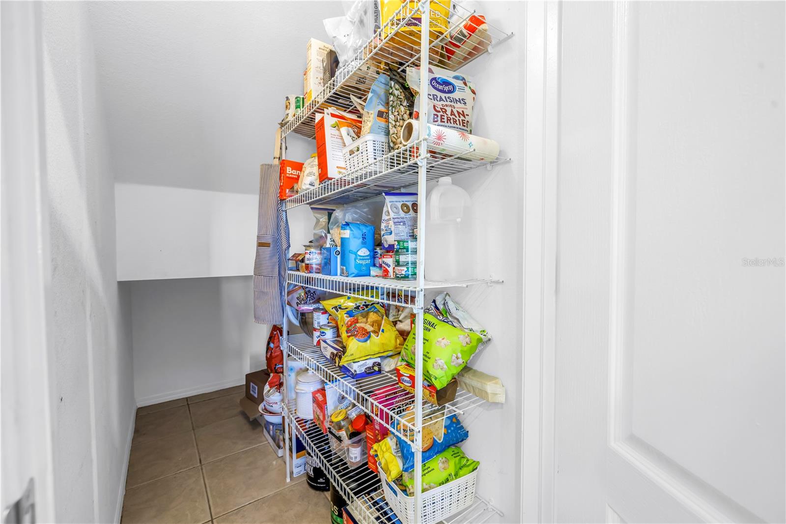 Image 26 of 74 For 22554 Cliffside Way