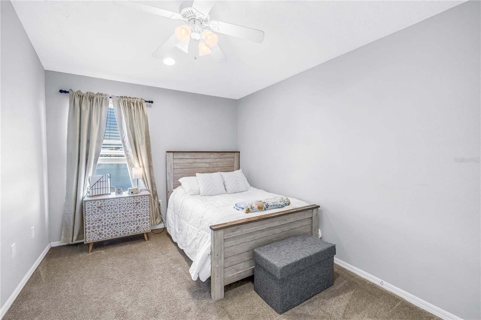 Image 43 of 74 For 22554 Cliffside Way