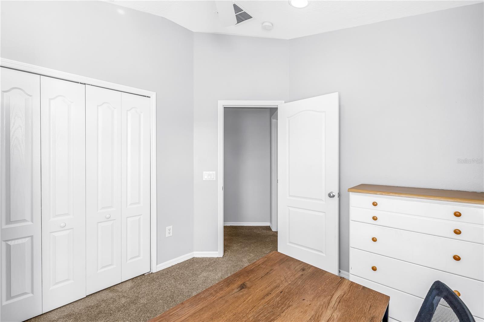 Image 45 of 74 For 22554 Cliffside Way