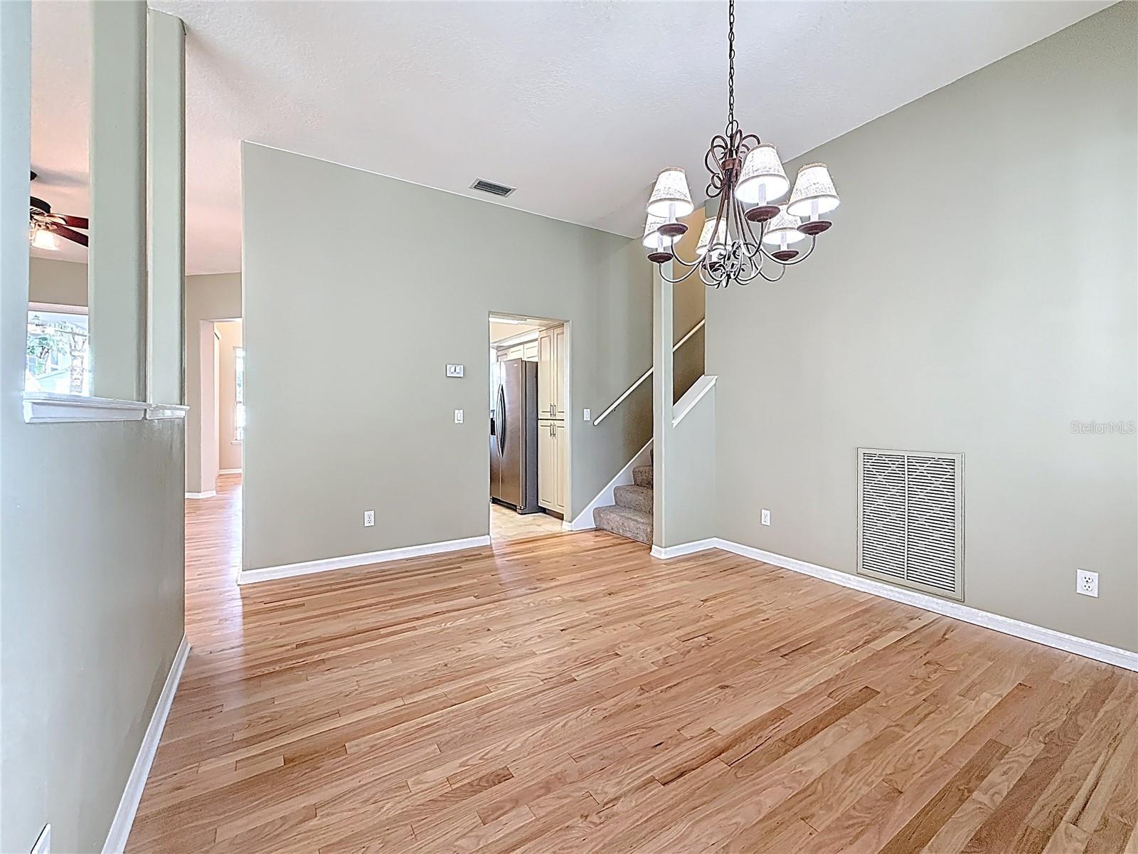 Image 13 of 48 For 402 Carolina Avenue