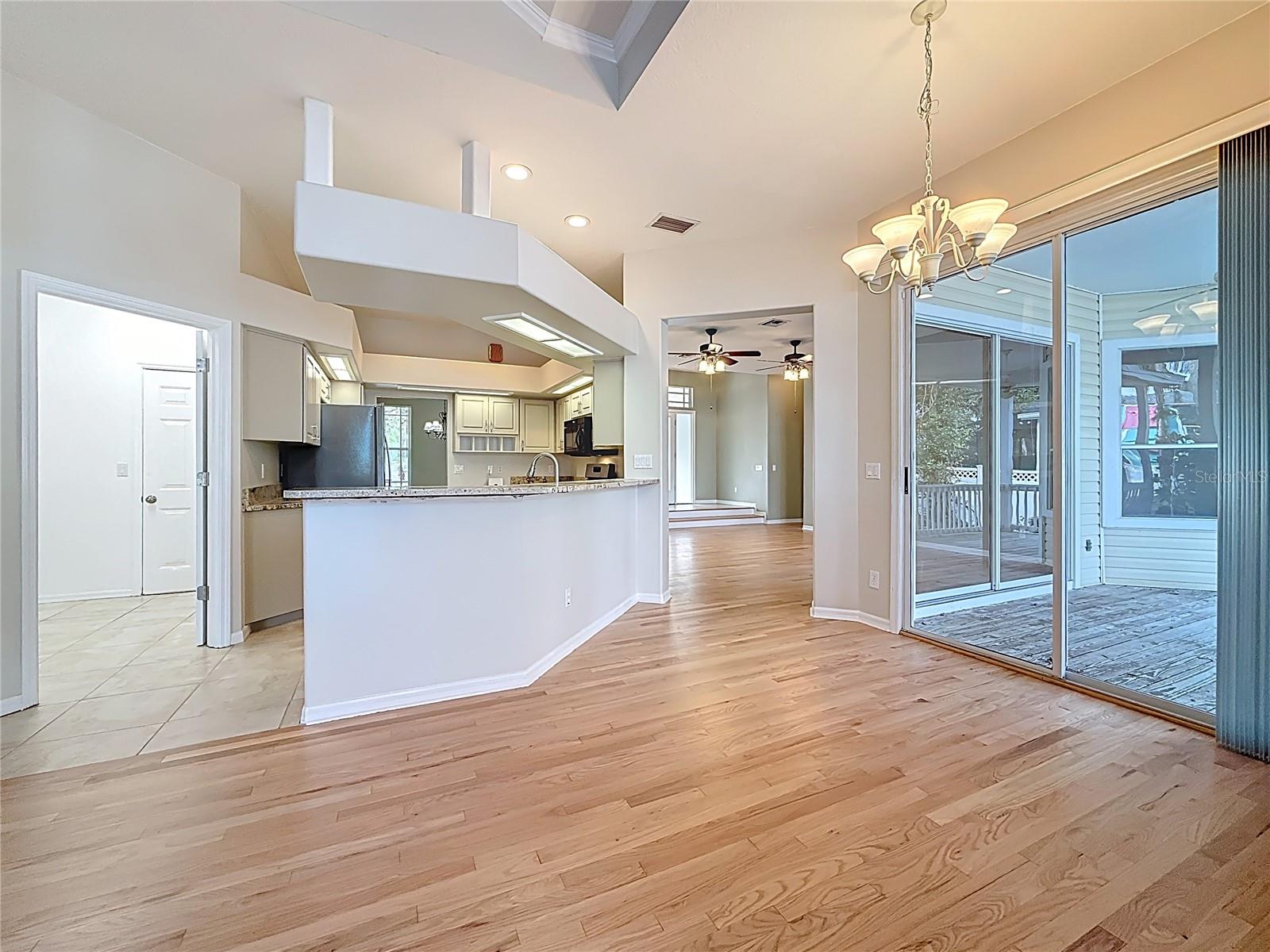 Image 19 of 48 For 402 Carolina Avenue