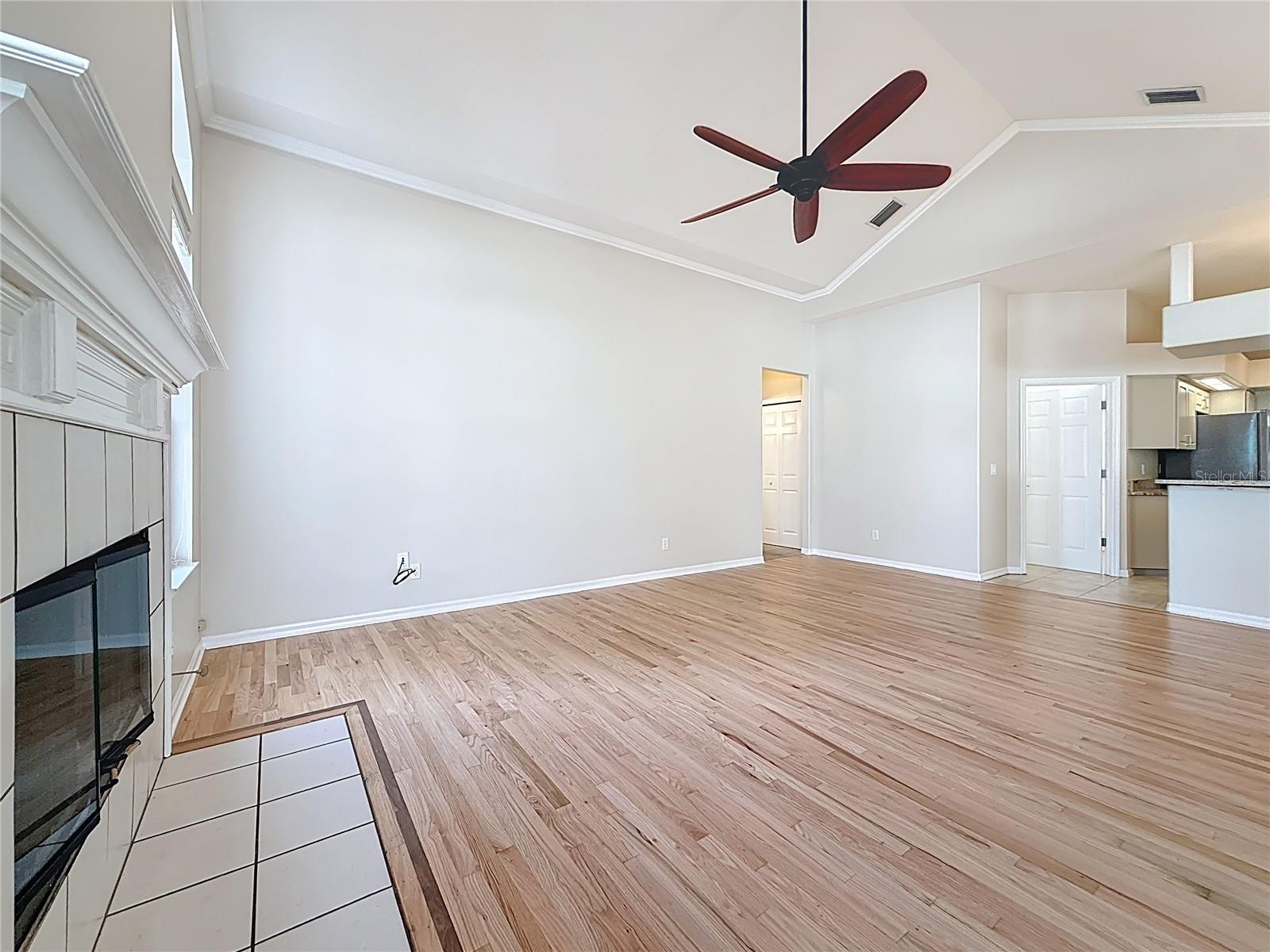 Image 22 of 48 For 402 Carolina Avenue