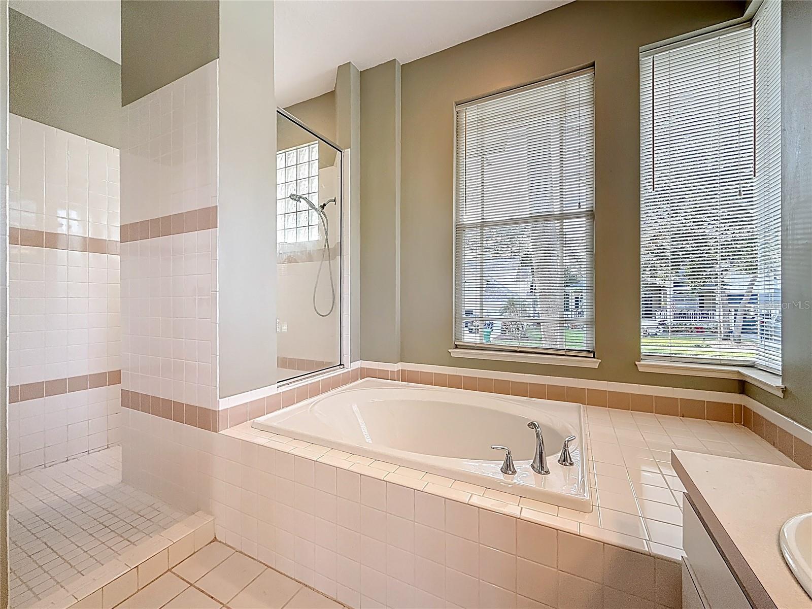 Image 26 of 48 For 402 Carolina Avenue