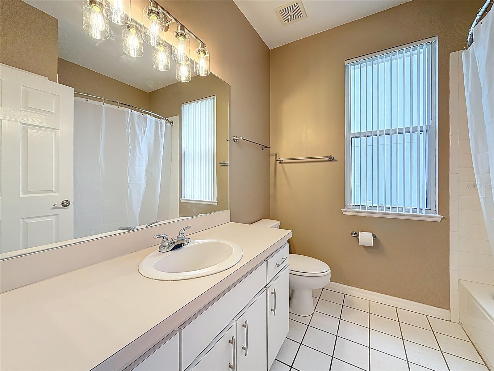 Image 30 of 48 For 402 Carolina Avenue