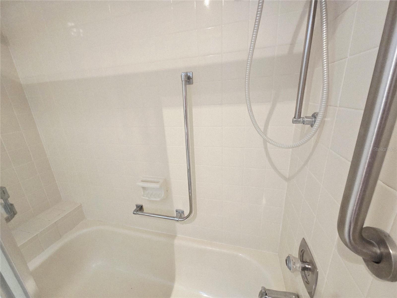 Image 18 of 52 For 4345 Tahitian Gardens Circle J