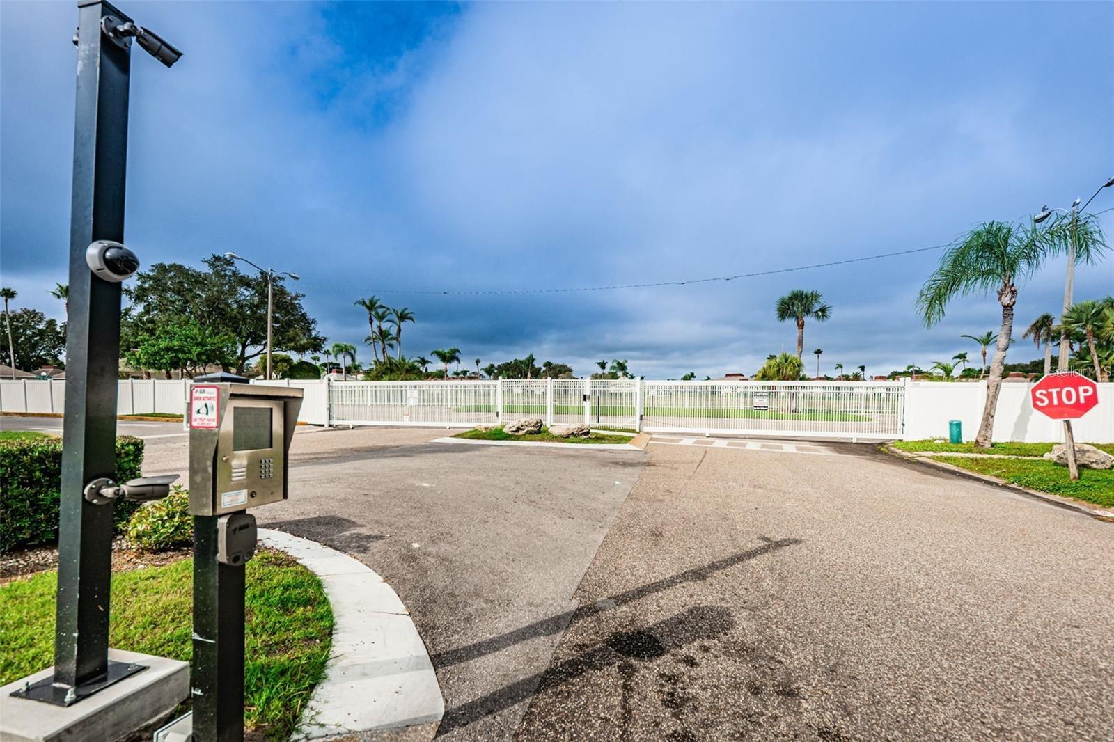 Image 29 of 52 For 4345 Tahitian Gardens Circle J