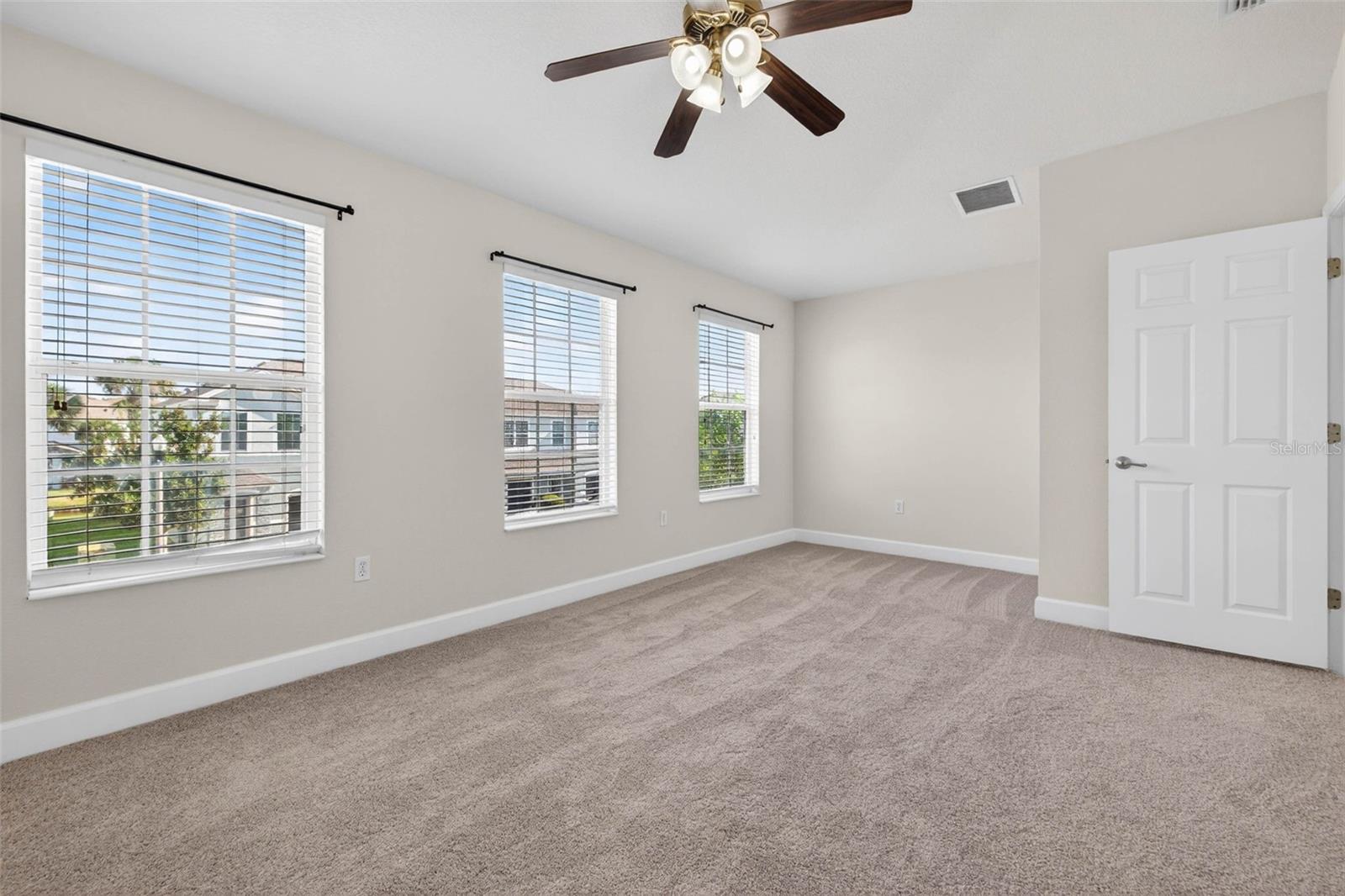 Image 22 of 34 For 6834 46th Way N