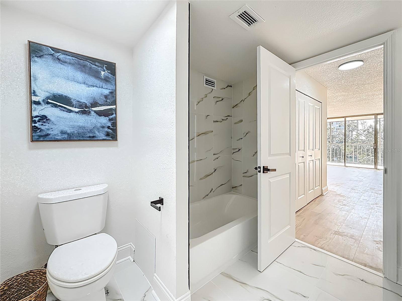 Image 39 of 54 For 220 Belleview Boulevard 412