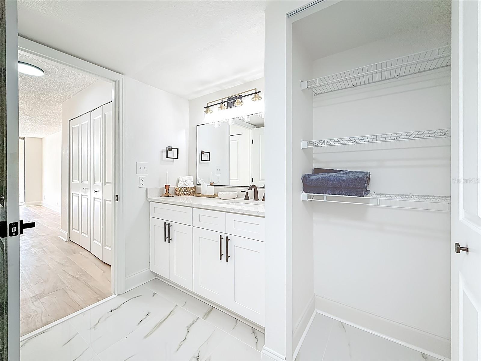 Image 40 of 54 For 220 Belleview Boulevard 412