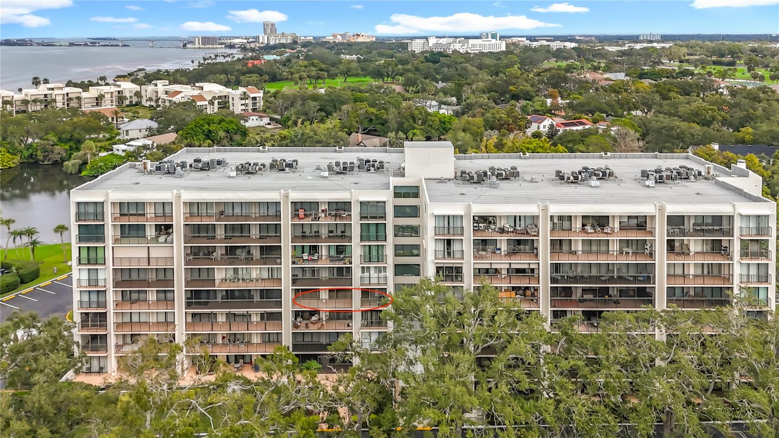 Image 51 of 54 For 220 Belleview Boulevard 412