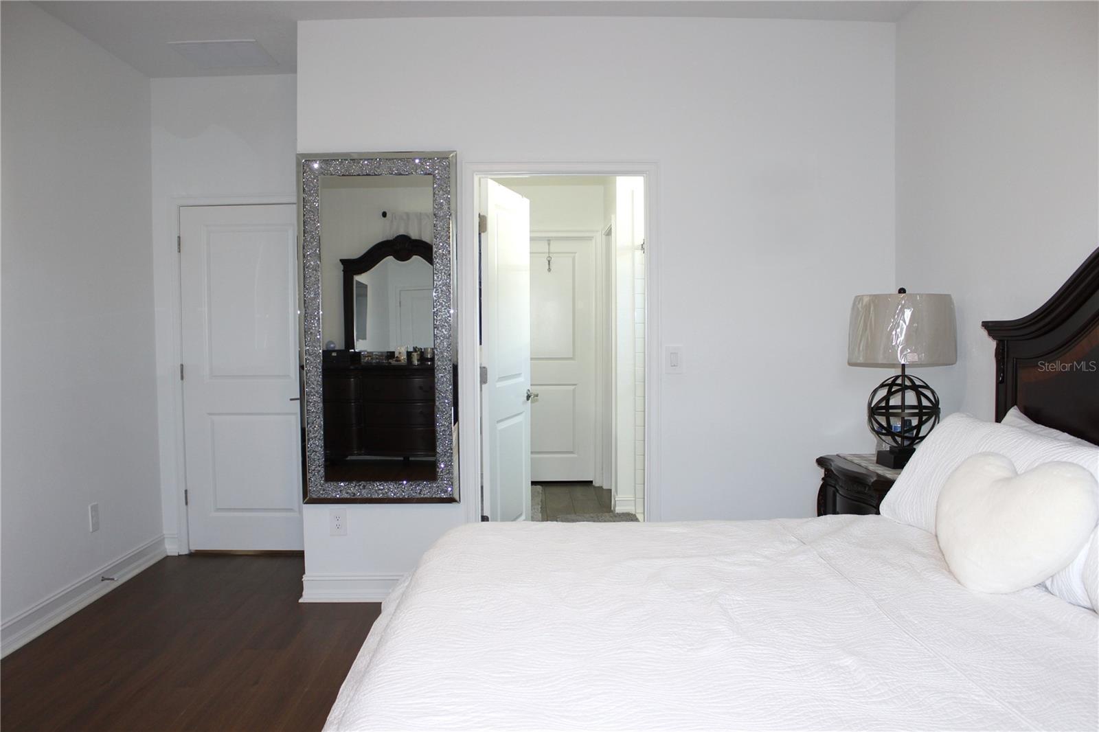 Image 32 of 47 For 18331 Serene Lake Loop