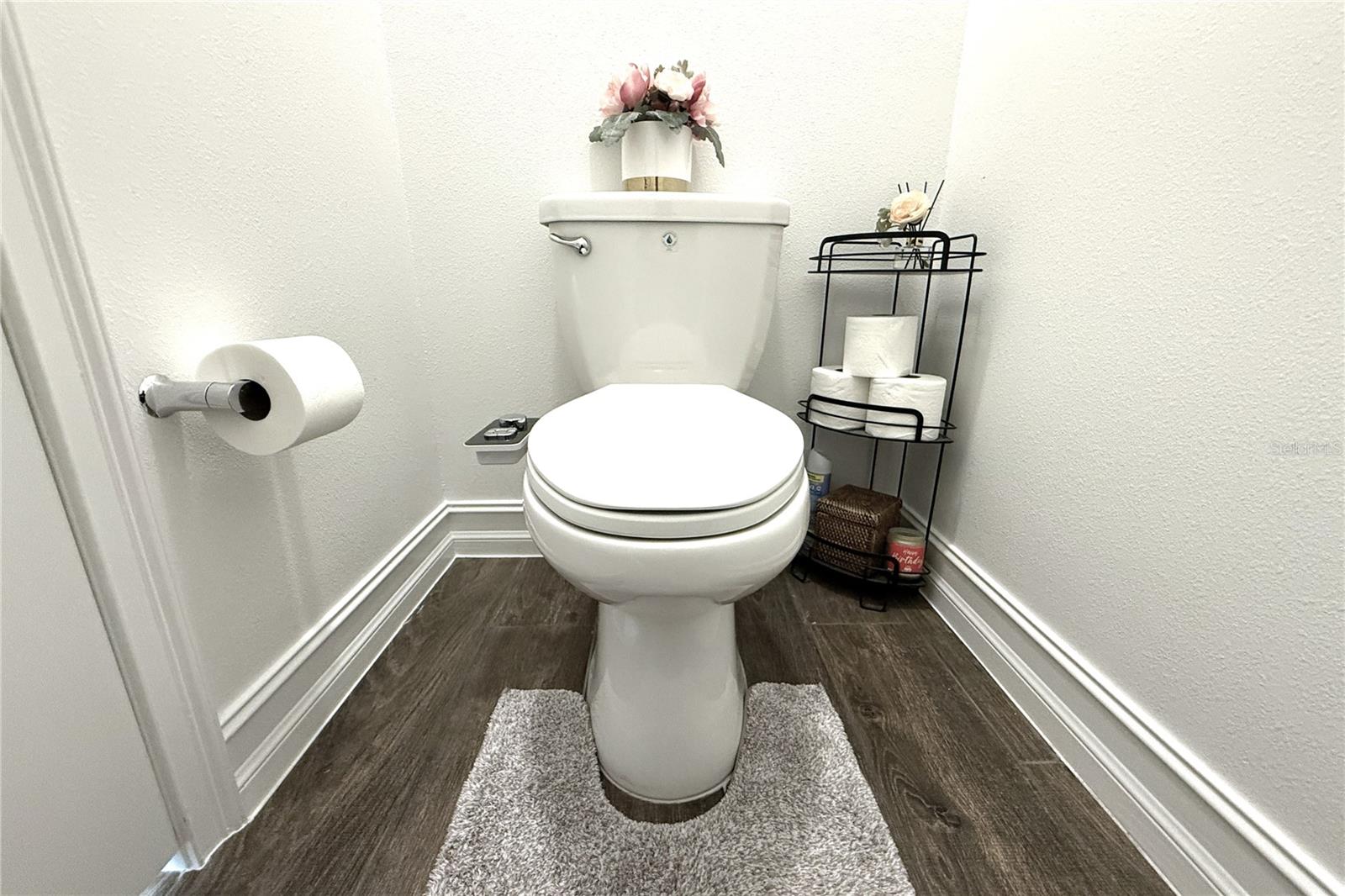 Image 35 of 47 For 18331 Serene Lake Loop