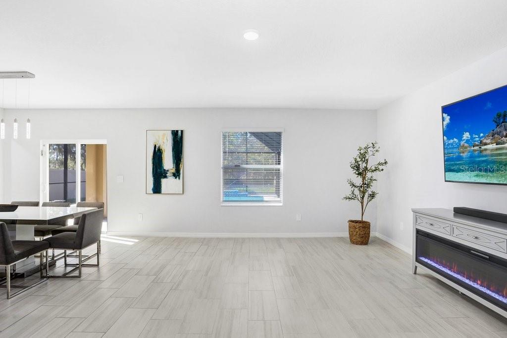 Image 18 of 63 For 2401 Lanier Road