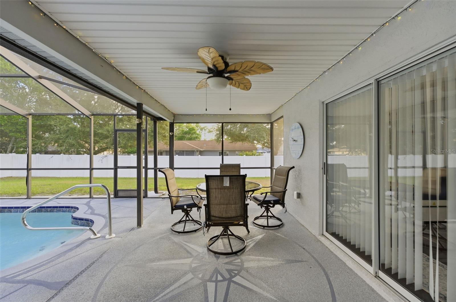 Image 14 of 54 For 10448 Utah Street