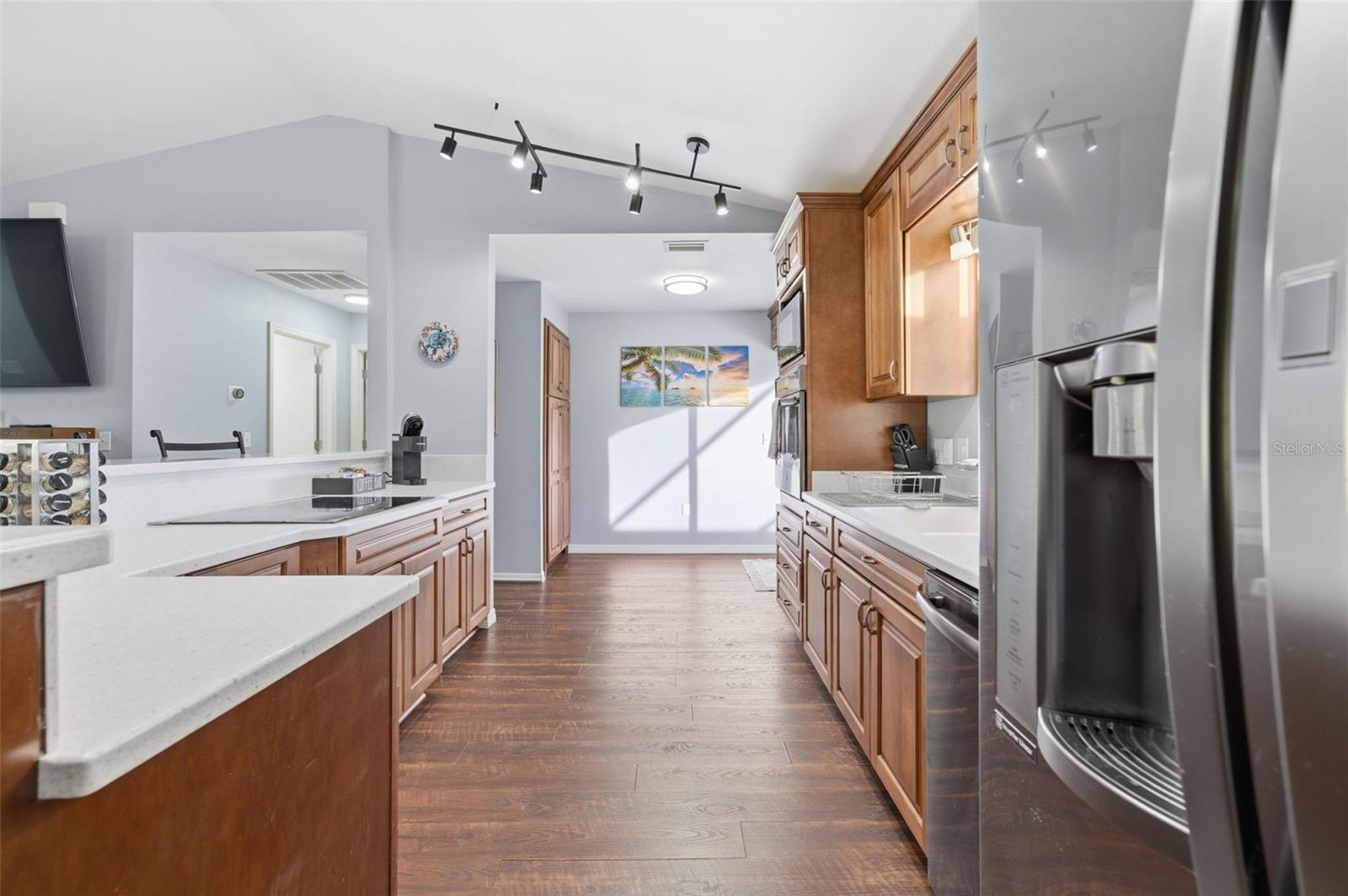 Image 29 of 54 For 10448 Utah Street